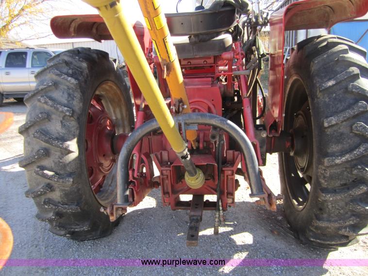 image for item C5208 1969 International F544 tractor