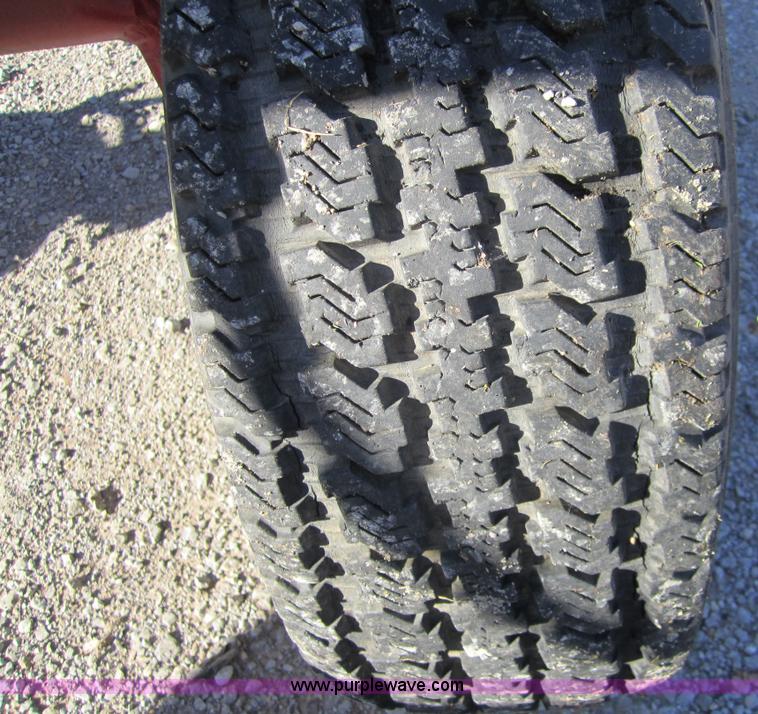 image for item C5208 1969 International F544 tractor