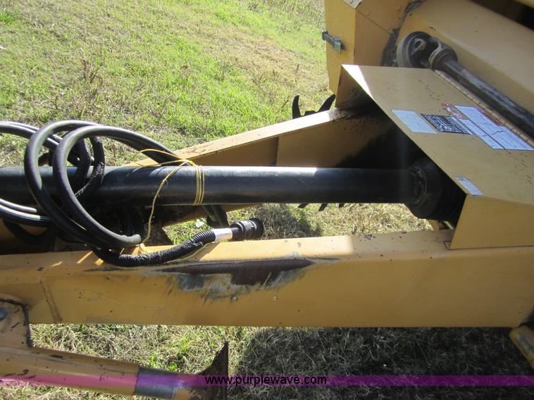 image for item C5212 1993 Vermeer 605K round baler