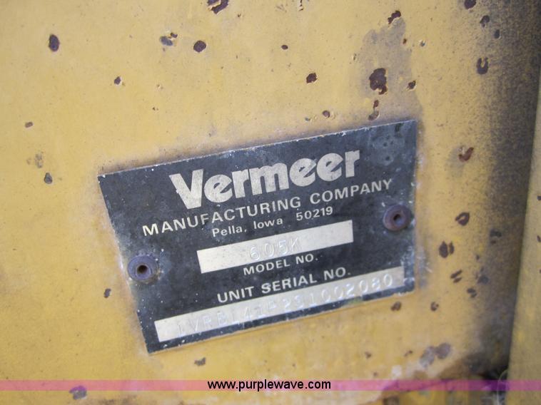 image for item C5212 1993 Vermeer 605K round baler