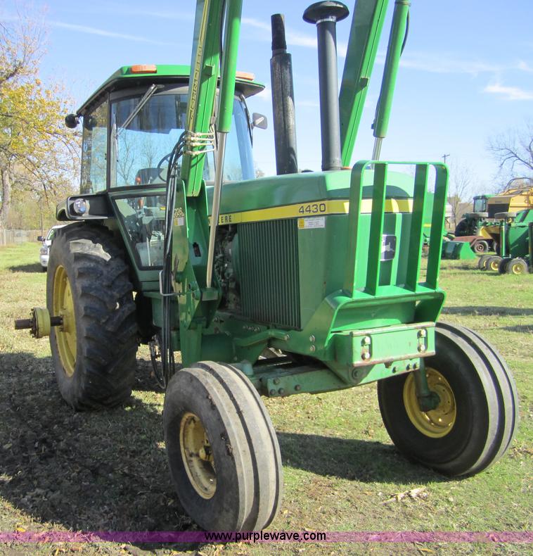 image for item C5213 1978 John Deere 4430 tractor