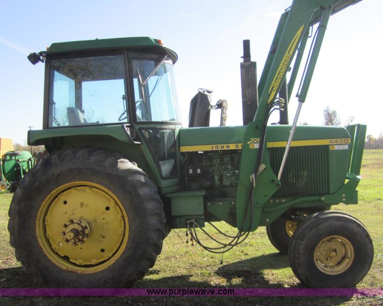image for item C5213 1978 John Deere 4430 tractor