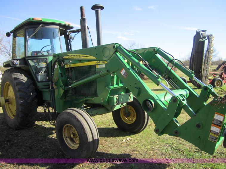 image for item C5214 John Deere 726 loader attachment