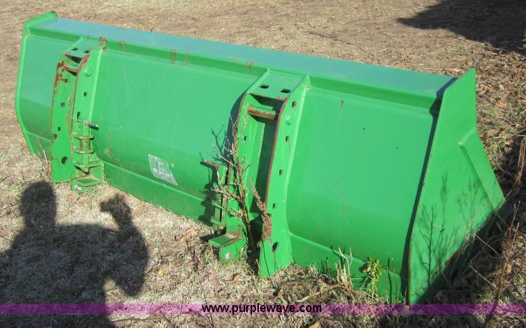 image for item C5214 John Deere 726 loader attachment