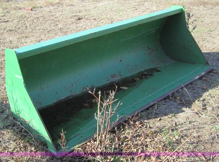 image for item C5214 John Deere 726 loader attachment
