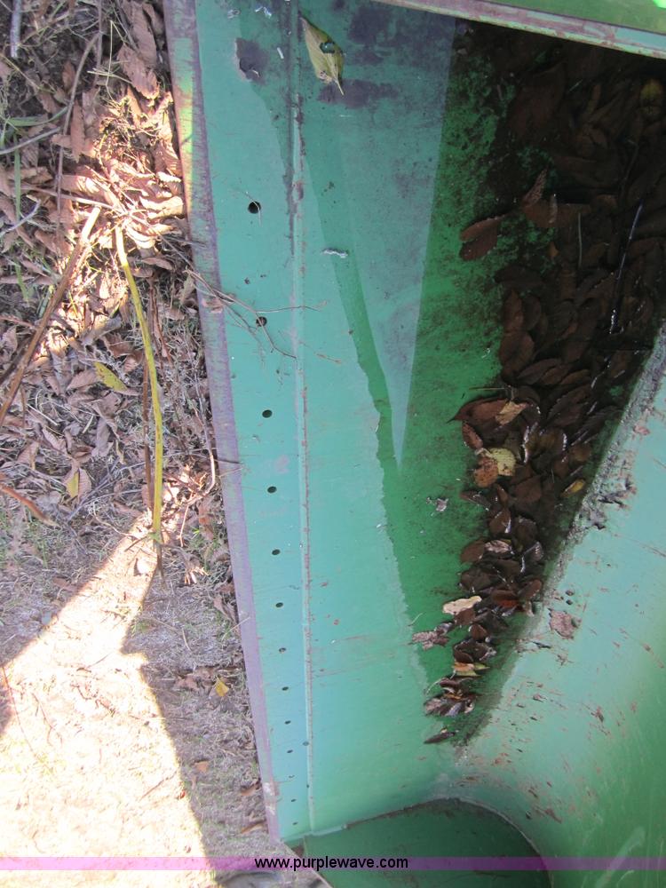 image for item C5214 John Deere 726 loader attachment