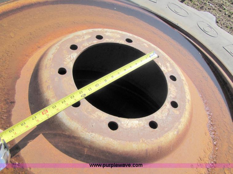 image for item C9580 20.8R38 duals on 10-bolt rims