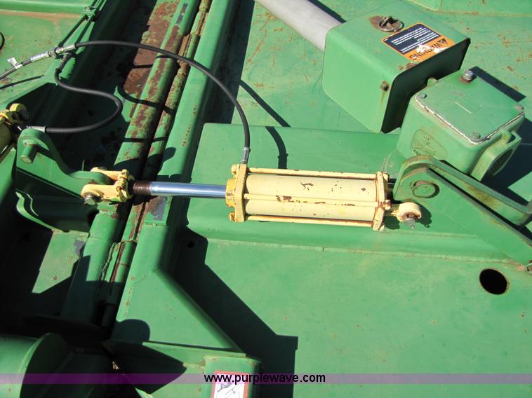 image for item C9596 John Deere 1518  15' bat wing rotary mower