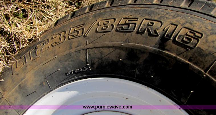 image for item C9597 2008 KWF eight bale hay trailer with Quick-tach hay spike