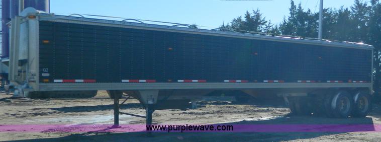 image for item D8608 2010 Timpte Super Hopper 42' grain trailer