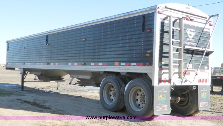 image for item D8608 2010 Timpte Super Hopper 42' grain trailer
