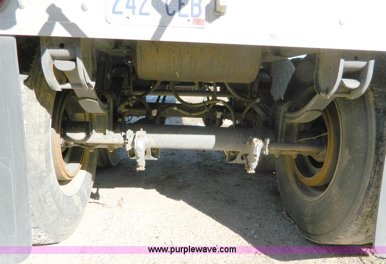 image for item D8608 2010 Timpte Super Hopper 42' grain trailer