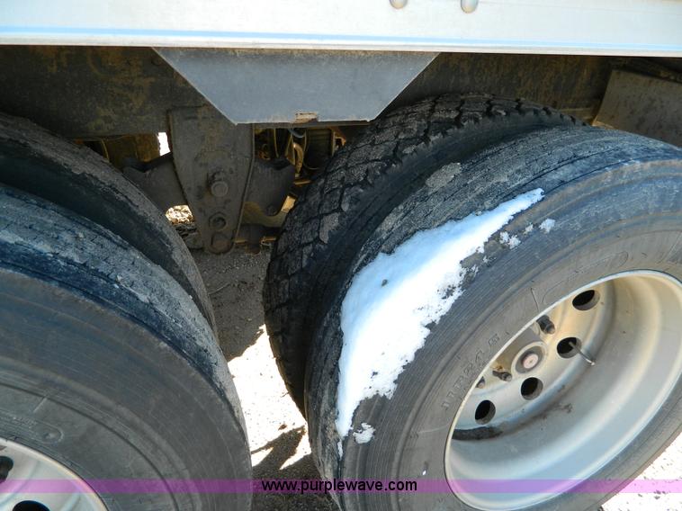 image for item D8608 2010 Timpte Super Hopper 42' grain trailer