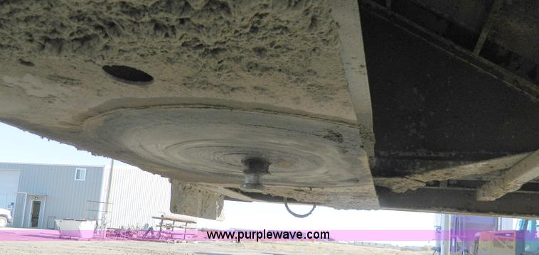 image for item D8608 2010 Timpte Super Hopper 42' grain trailer