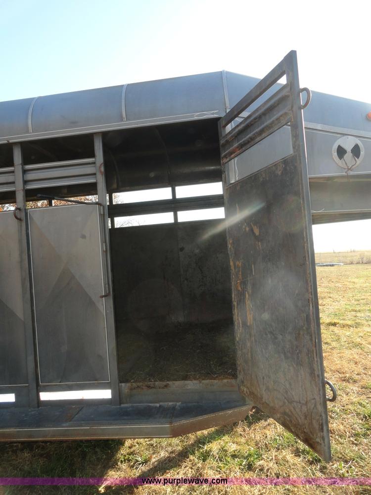 image for item H9019 1994 Kodiak 17' gooseneck trailer