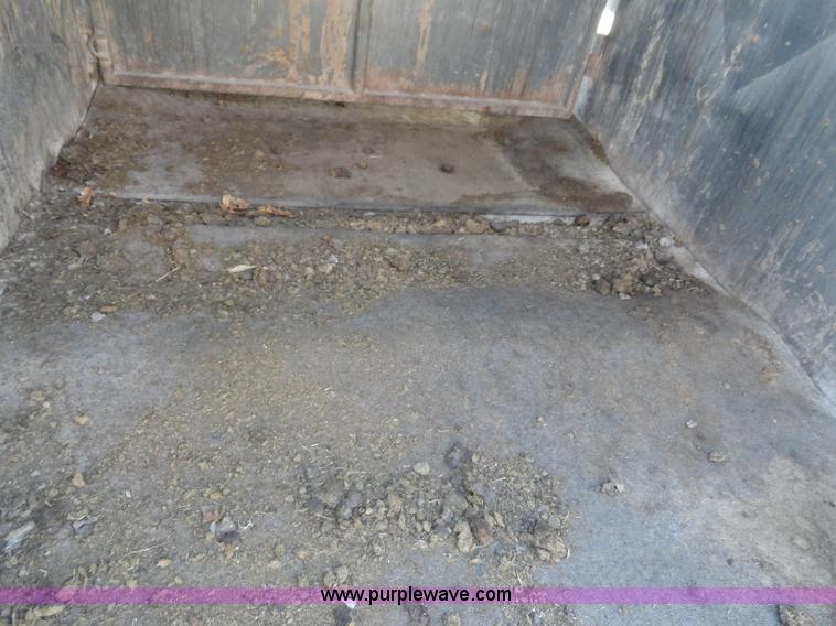 image for item H9019 1994 Kodiak 17' gooseneck trailer