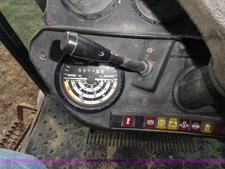 image for item H9021 1988 Deutz Allis 6275 MFWD tractor