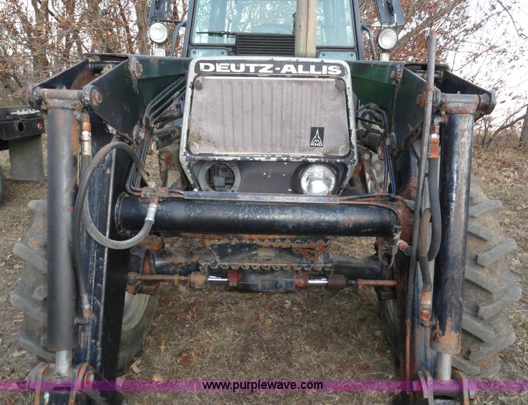 image for item H9021 1988 Deutz Allis 6275 MFWD tractor