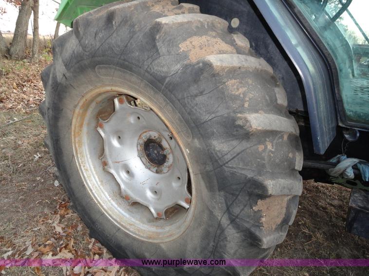 image for item H9021 1988 Deutz Allis 6275 MFWD tractor