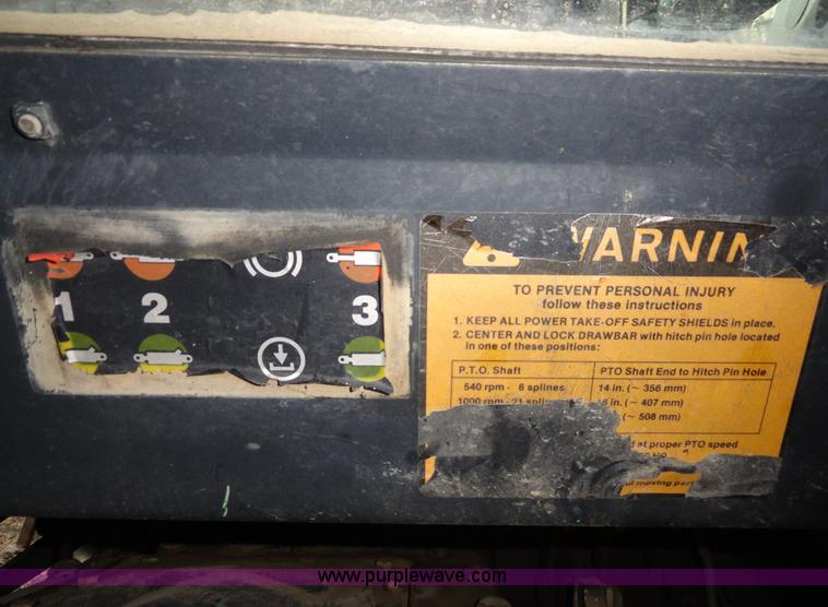 image for item H9021 1988 Deutz Allis 6275 MFWD tractor