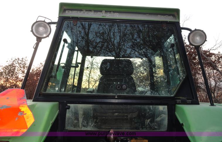 image for item H9021 1988 Deutz Allis 6275 MFWD tractor