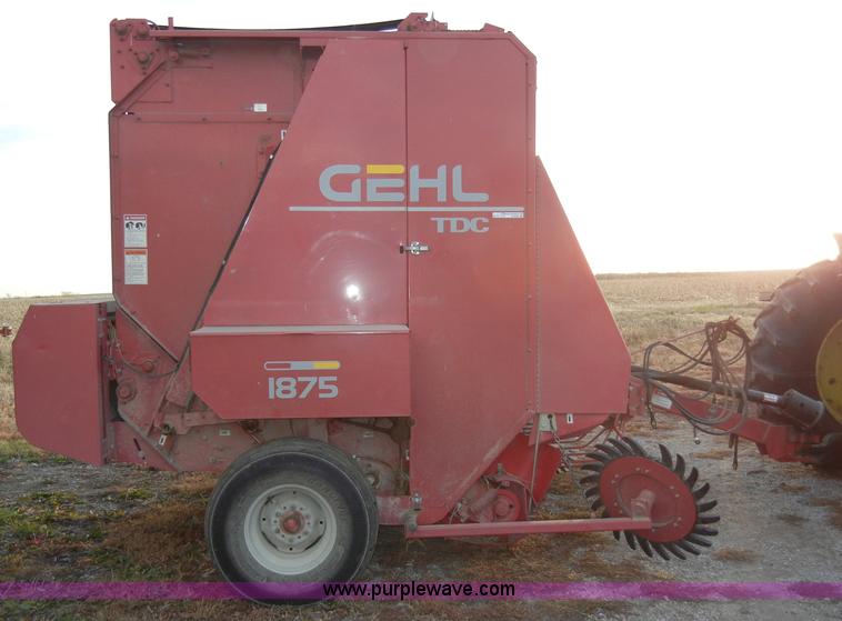 image for item H9088 Gehl TDC 1875 round baler