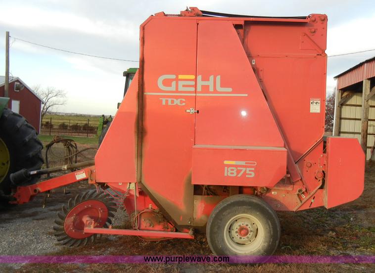 image for item H9088 Gehl TDC 1875 round baler