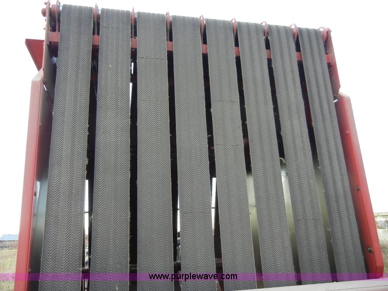 image for item H9088 Gehl TDC 1875 round baler