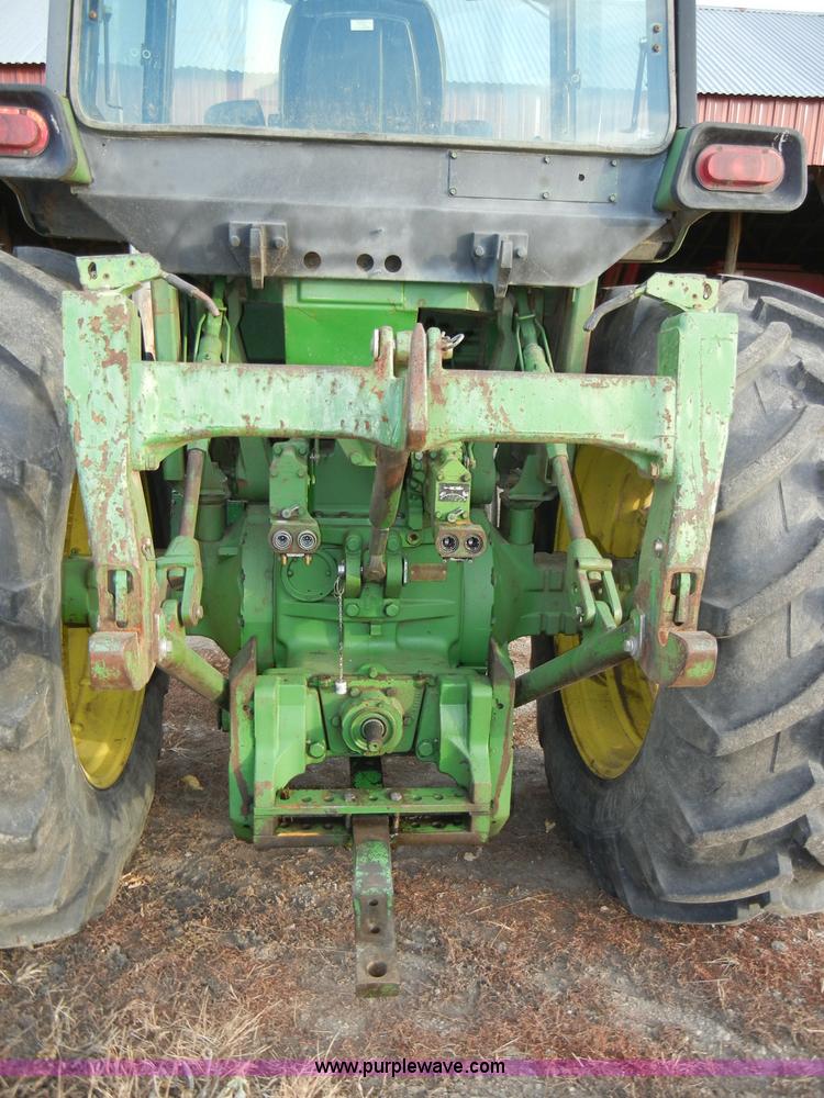 image for item H9090 1976 John Deere 4630 tractor