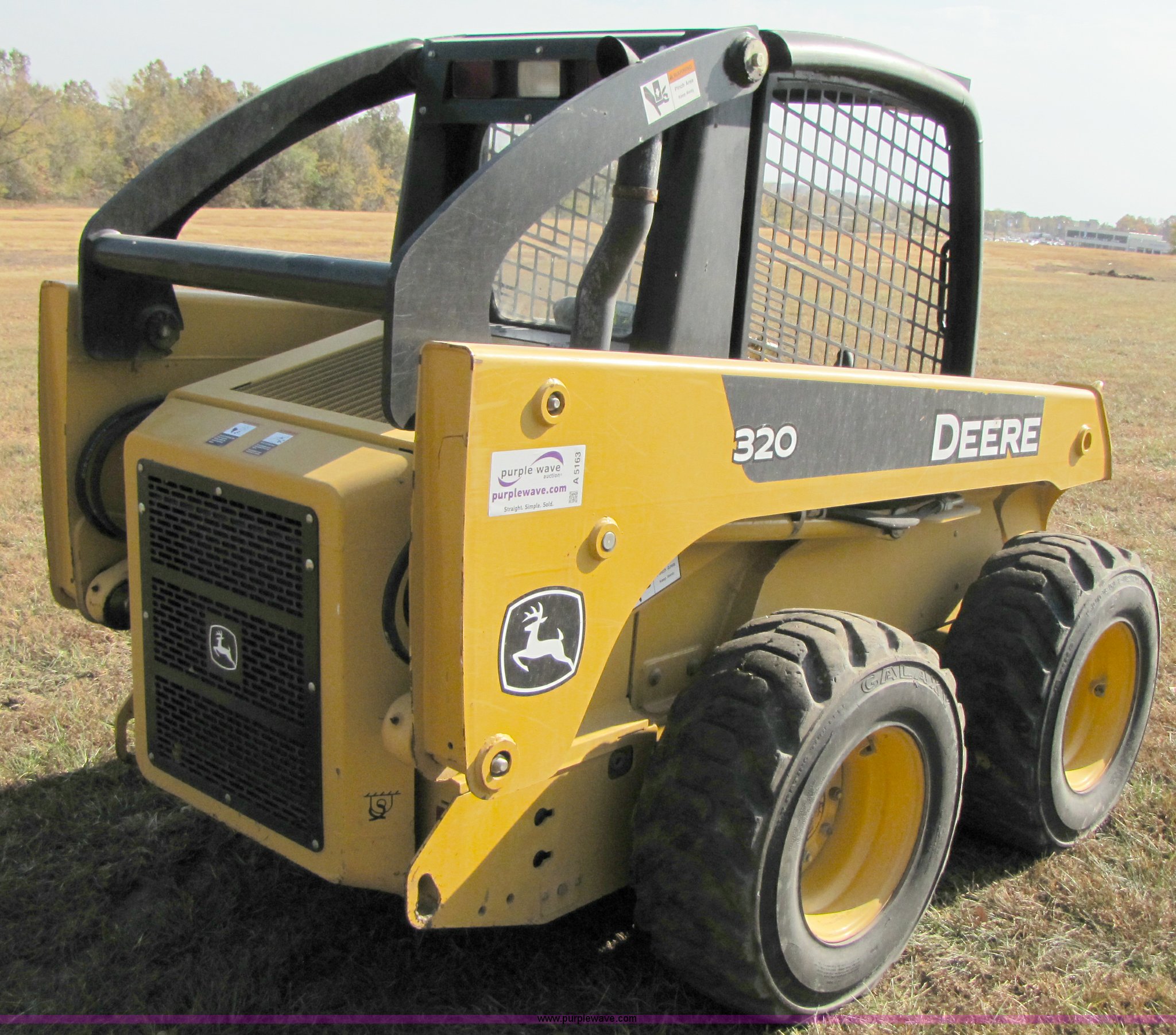 2005 John Deere 320 skid loader in Harrisonville, MO Item A5163 sold