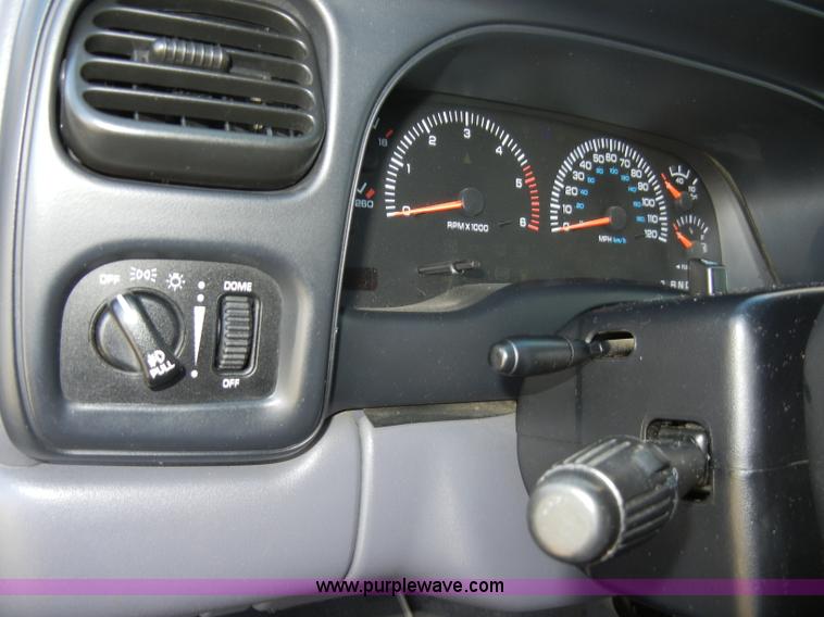 image for item A3315 1999 Dodge Durango SLT SUV