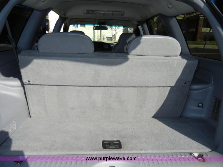 image for item A3315 1999 Dodge Durango SLT SUV
