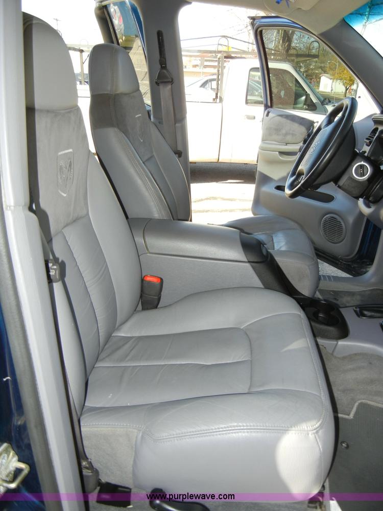 image for item A3315 1999 Dodge Durango SLT SUV