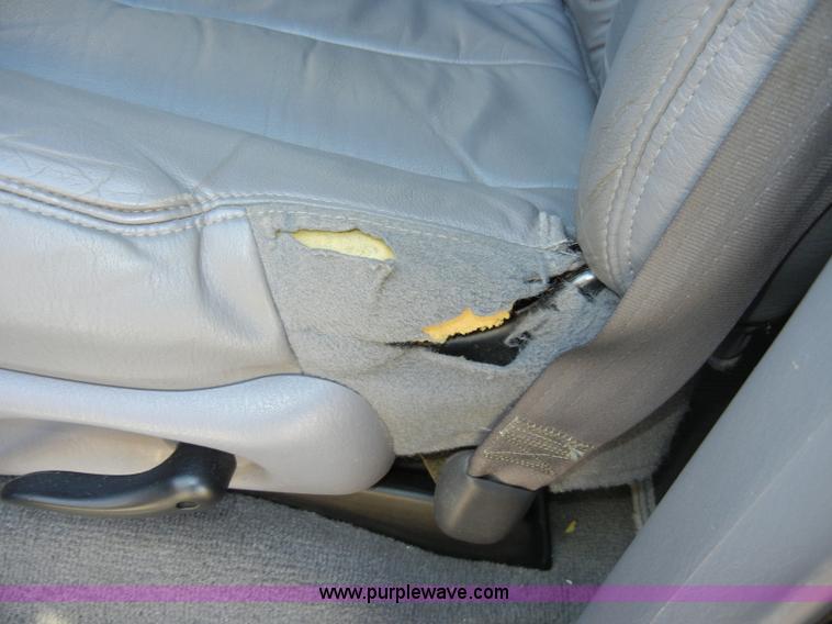 image for item A3315 1999 Dodge Durango SLT SUV