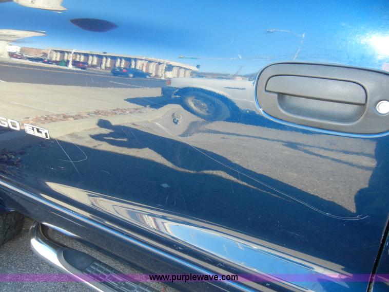 image for item A3315 1999 Dodge Durango SLT SUV