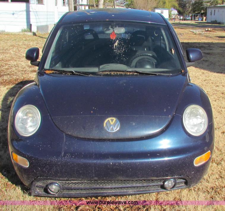 image for item A3510 2000 Volkswagen New Beetle TDI