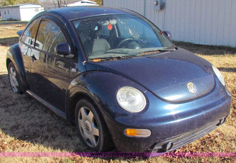 image for item A3510 2000 Volkswagen New Beetle TDI