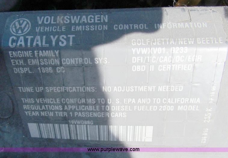image for item A3510 2000 Volkswagen New Beetle TDI