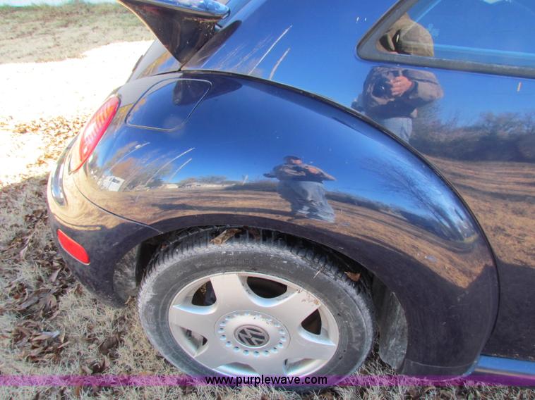 image for item A3510 2000 Volkswagen New Beetle TDI