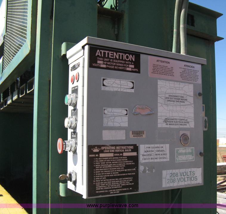 image for item A4460 1997 Load King 1003910 vertical cardboard baler