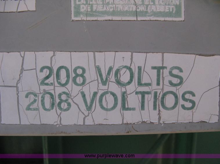 image for item A4460 1997 Load King 1003910 vertical cardboard baler