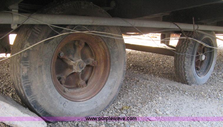 image for item A4466 1969 Atla mobile office trailer