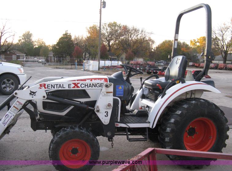 image for item A4477 2008 Bobcat CT230  loader tractor
