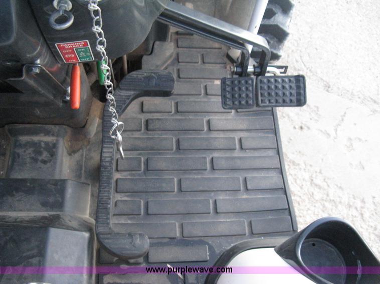 image for item A4477 2008 Bobcat CT230  loader tractor