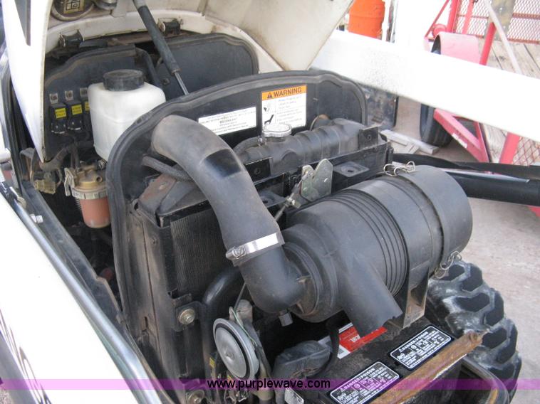 image for item A4477 2008 Bobcat CT230  loader tractor