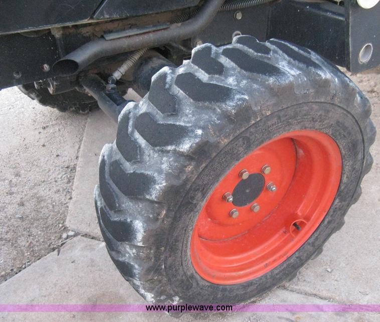 image for item A4477 2008 Bobcat CT230  loader tractor