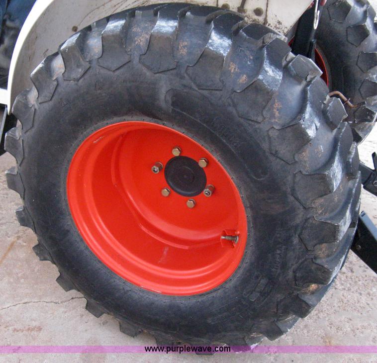 image for item A4477 2008 Bobcat CT230  loader tractor