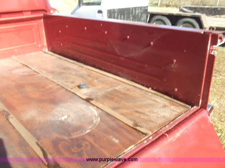 image for item B5058 1959 Chevrolet Apache pickup truck