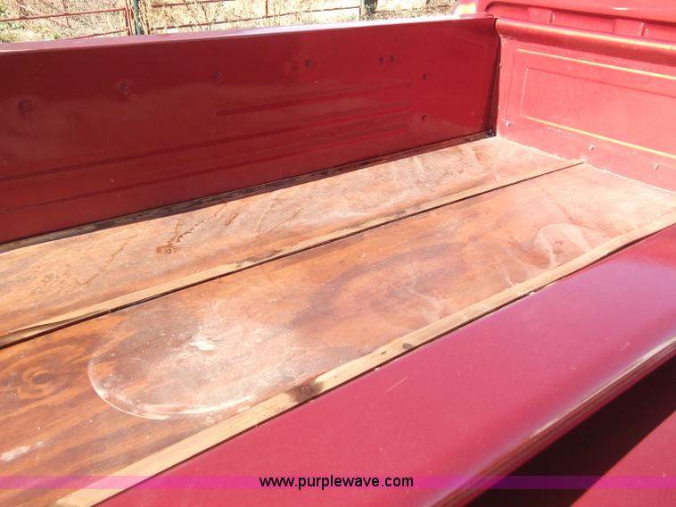 image for item B5058 1959 Chevrolet Apache pickup truck