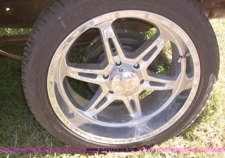 image for item B5058 1959 Chevrolet Apache pickup truck